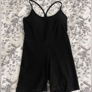 Old Navy Powerchill Racerback Bodysuit 6 Inch Size Large